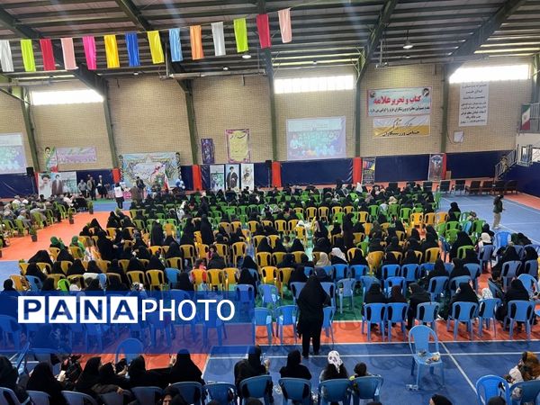 همایش هفته بزرگداشت مقام معلم در شهر آشخانه