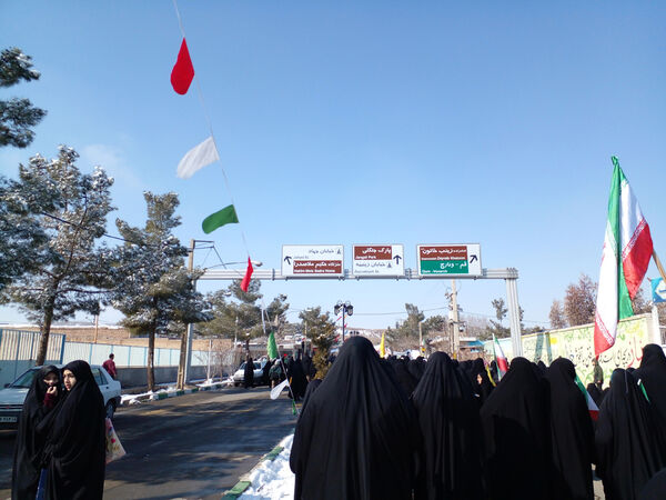 راهپیمایی 22 بهمن در قم -1