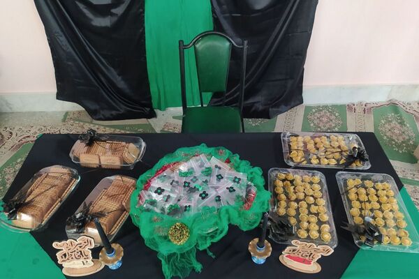 طرح "لاله‌های روشن"  در دبستان نجمه فیروزکوه 