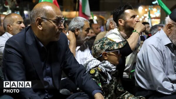 اجتماع معلمان قهرمان در حسینیه امیرچخماق یزد
