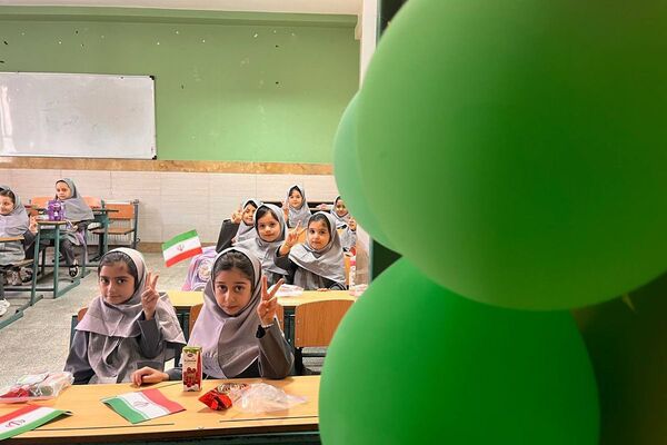 جشن شکوفه‌ها در مدارس بهارستان‌دو؛ آغاز سفری تازه برای کلاس اولی‌ها