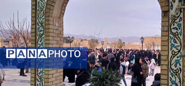 آیین چراغ برات در مزار شهیدان خلیل آباد 