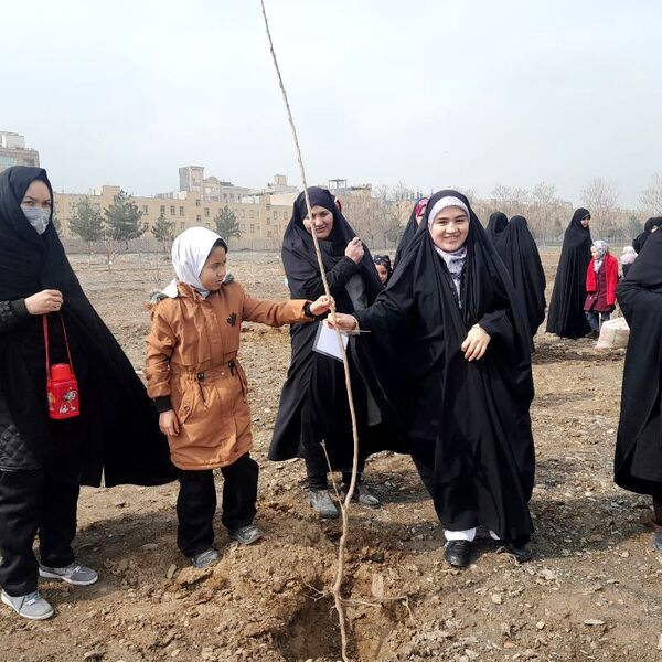 مراسم درختکاری در هنرستان استاد یوسفی مشهد 