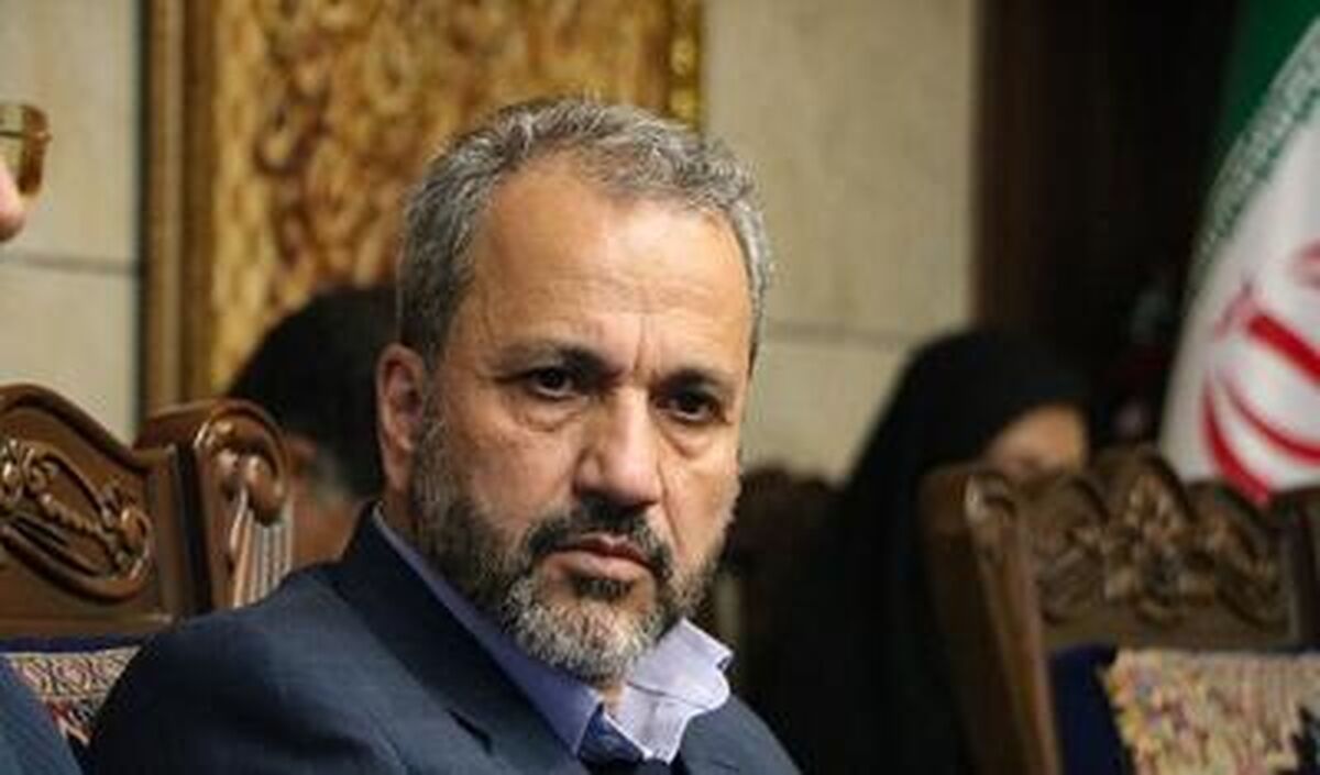 کارفرمایان اتباع غیرمجازشان را معرفی کنند