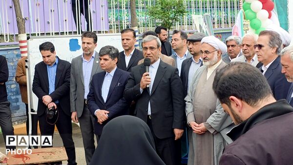 زنگ سپاس معلم در خراسان رضوی نواخته شد