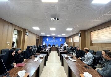 بررسی همه‌جانبه دغدغه‌های مدارس در نشست مشترک مسئولان آموزش و پرورش ناحیه دو استان یزد