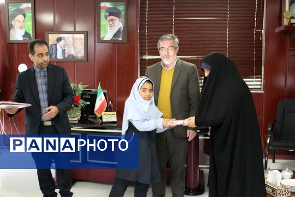 تقدیر از برگزیدگان طرح آموزش فن بیان، اجرا و سخنوری در شهرستان طرقبه شاندیز