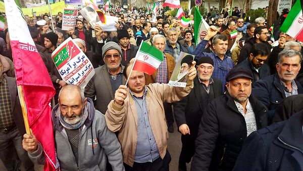 حضور افشار مختلف مردم نیشابور در راهپیمایی ۲۲ بهمن 