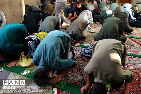 سه شنبه های مهدوی در دبیرستان باقرالعلوم ناحیه دو شهرری 