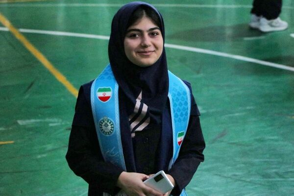 همایش «یاوران انقلاب» در بهارستان‌دو