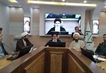 نشست مدیرکل  تبلیغات اسلامی آذربایجان‌شرقی با اصحاب رسانه و اعضای شبکه سایبری اهر