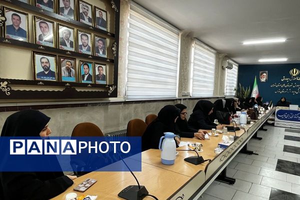 جلسه توجیهی مدیران متوسطه اول و دوم برای طرح مکمل یاری