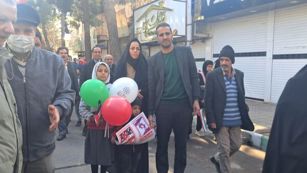 راهپیمایی و جشن یوم الله ۲۲ بهمن در شهرستان گناباد 
