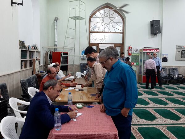 شرکت با شکوه ملت شریف ایران در چهاردهمین دوره انتخابات ریاست‌جمهوری