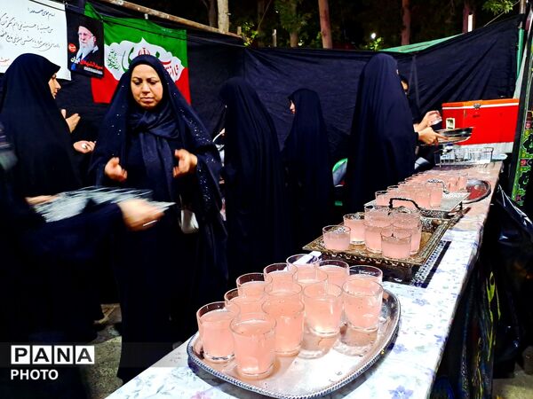 شب‌های نورانی سوگ و همدلی مردمان؛ در گلزار شهدای عباس آباد شهریار