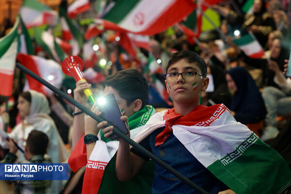 جشن قهرمانی تیم‌های ملی کشتی آزاد و فرنگی ایران