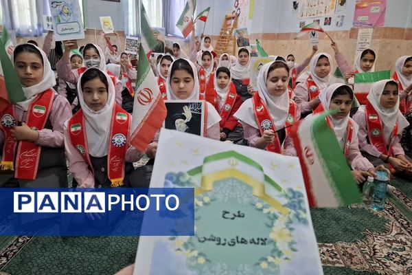 فیروزکوه میزبان طرح «لاله‌های روشن» کاشت نمادین گل به یاد شهدا