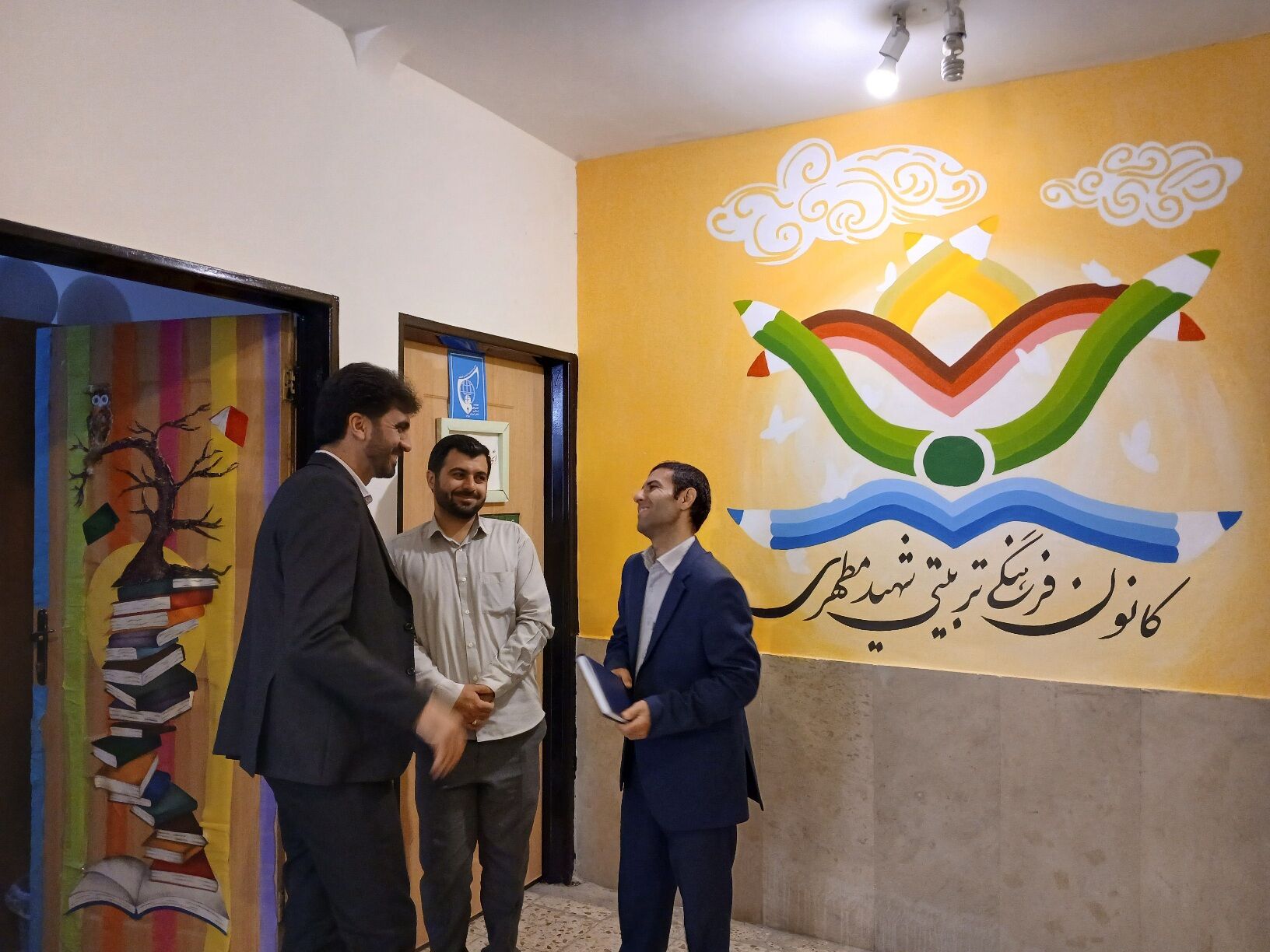 بازدید نماینده معاون آموزش و پرورش کشوری از کانون فرهنگی تربیتی شهید مطهر شهرستان سملقان