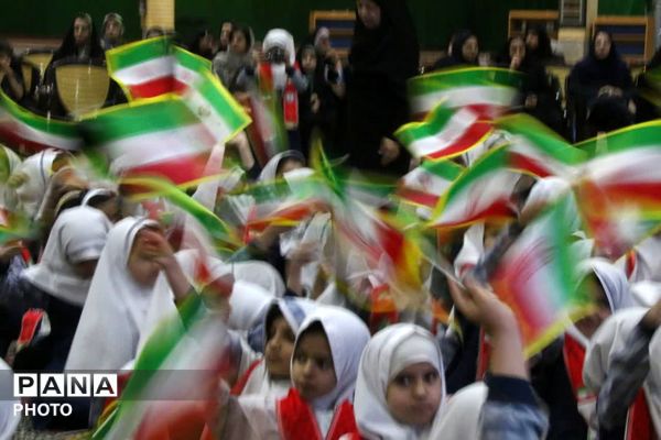 تجلی همدلی و شور میهن‌دوستی در دومین همایش «وطن‌یار»