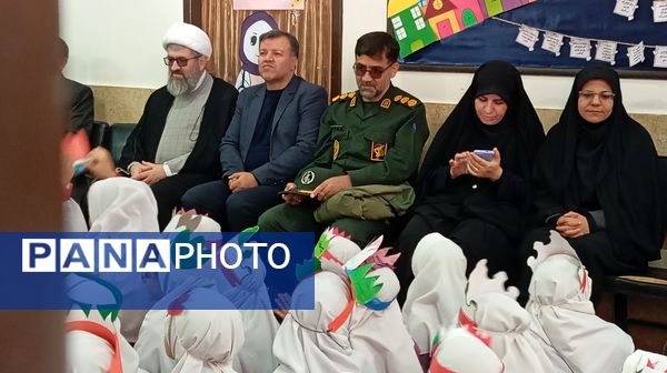  قاب‌های خبری از مراسم زنگ انقلاب در دبستان بوستان شهرستان بن