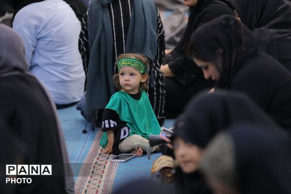 همایش شیرخوارگان حسینی با حضور پرشور مادران 