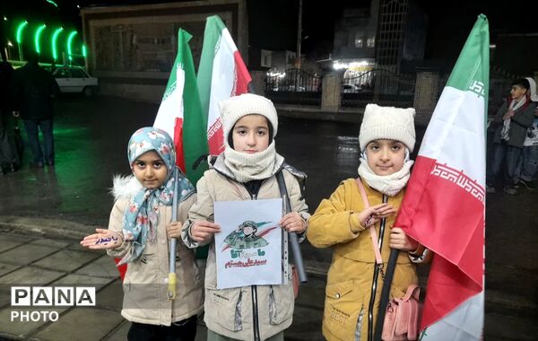 مردمی که هیچوقت میادین را خالی نمی کنند