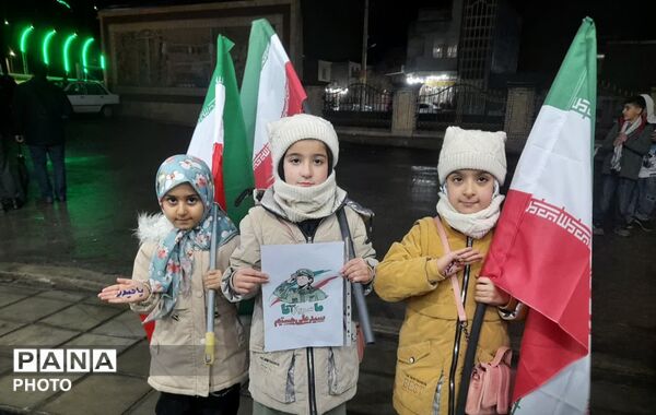 مردمی که هیچوقت میادین را خالی نمی کنند