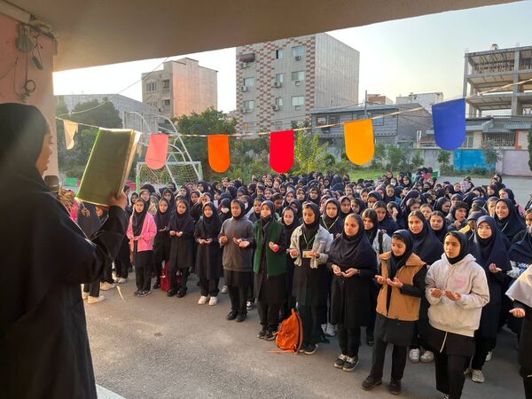 صبحگاه در مدرسه حضرت خدیجه (س) گرگان