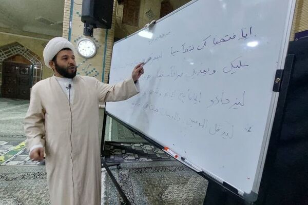 قرائت قرآن‌آموزان ساوجبلاغ در مسجد ولی عصر 