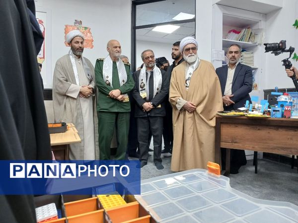 آیین افتتاح همزمان دبستان و کلنگ‌زنی سالن مطالعه مجموعه امام حسین(ع) در مشهد