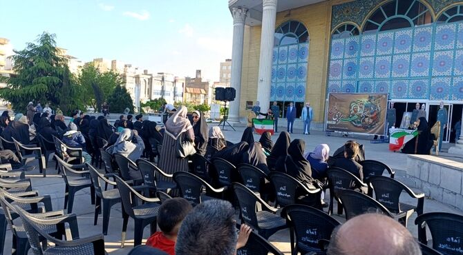 گردهمایی اهالی فرهنگ و هنر در فرهنگسرای سیمرغ نیشابور 
