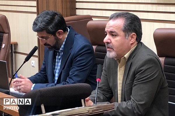 کارگاه توانمندسازی مدیران و معاونین پرورشی مدارس غیر دولتی و افتتاحیه طرح نماد در ناحیه دو شهرری 