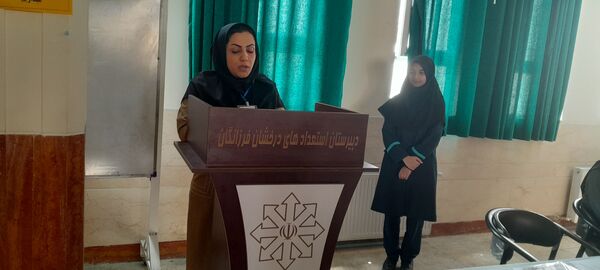 افتتاحیه جشنواره نوجوان خوارزمی در مرکز پرورش استعدادهای درخشان فرزانگان ملارد