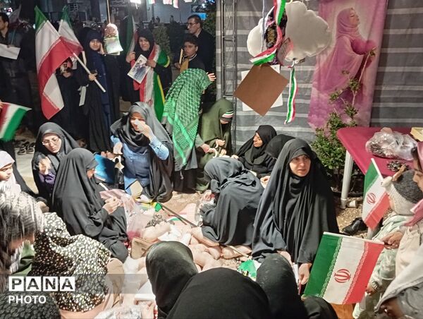 موشک خیابان و تنگه هرمز گلوی دشمن را فشرده است
