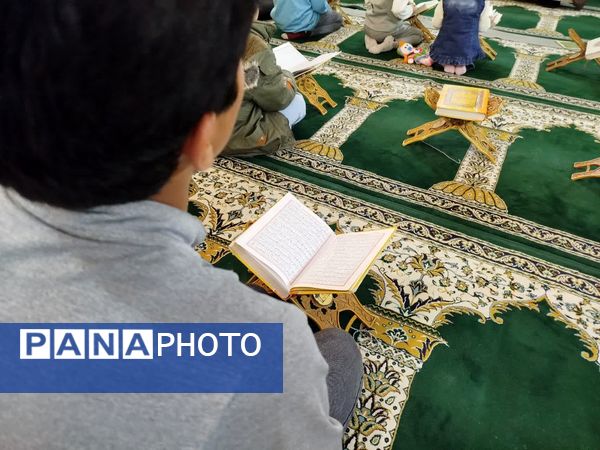 محفل انس با قرآن کریم در کاشمر