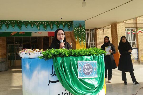 برگزاری جشن ولادت امام حسن عسگری(ع) در دبیرستان الغدیر ناحیه یک شهرری