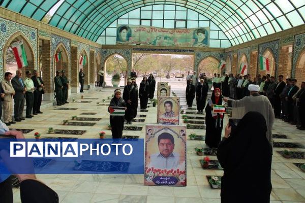 مراسم غباررویی مزار شهدای شهرستان خلیل آباد 