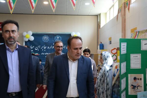 آیین تجلیل از برگزیدگان استانی جشنواره جابربن‌حیان و اصلاح روش‌های آموزش و تحول در محیط یادگیری در البرز