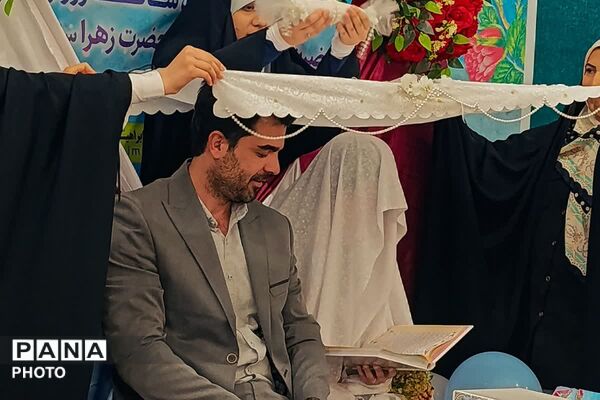 حضور 26 زوج جوان در اجتماعات شبانه و گلباران کردن مزار شهدا