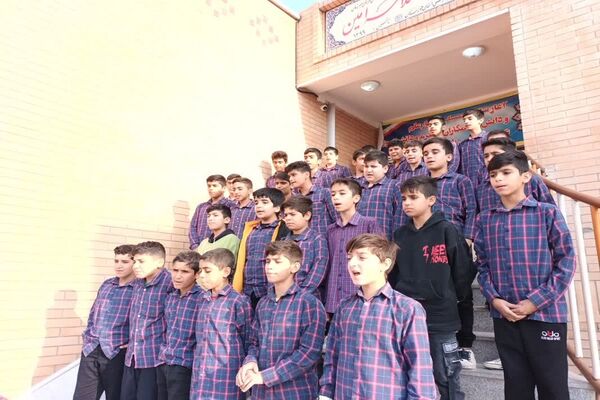 نواختن زنگ هفته بسیج در مدارس شهرستان بهبهان