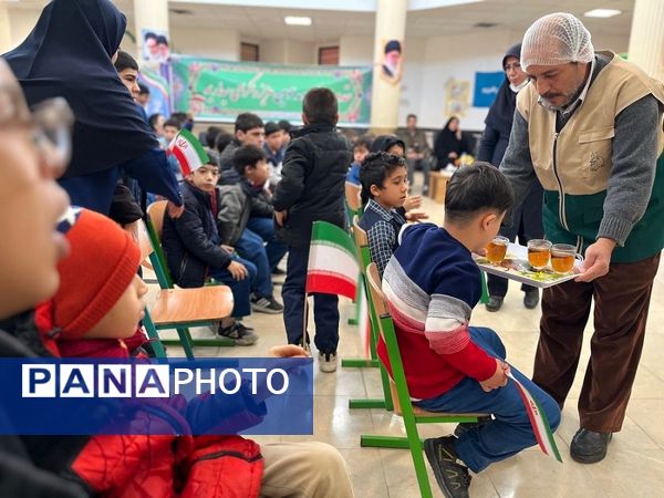 نواختن زنگ مقاومت در دبستان استثنائی نیکان بجنورد  