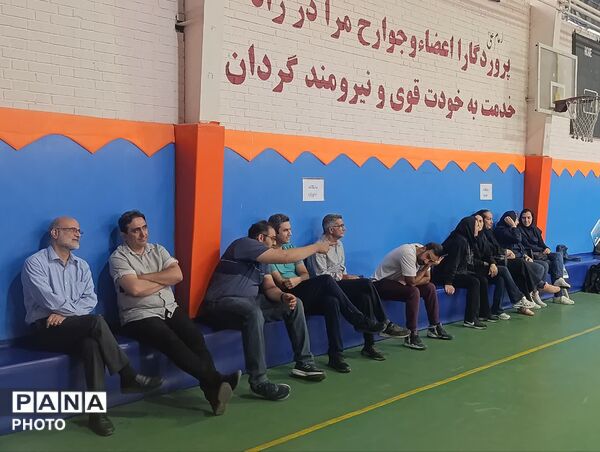اوج هیجان در فینال والیبال طرح میدان پویا؛ درخشش نوجوانان ورزشکار منطقه ۳