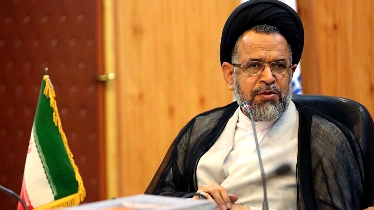 اشوزرتشت قدیمی‌ترین پیام‌آور یکتاپرستی است