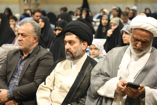 تجلیل از دانش‌آموزان برگزیده پویش «شهید من» در قم
