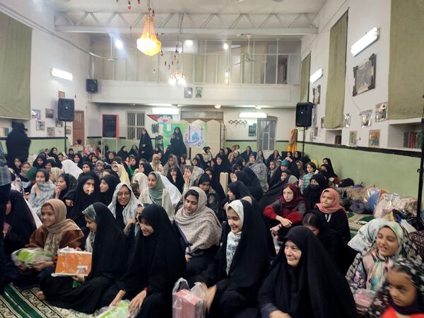 شکوفه‌های پاداش در سپیده‌دم اعتکاف