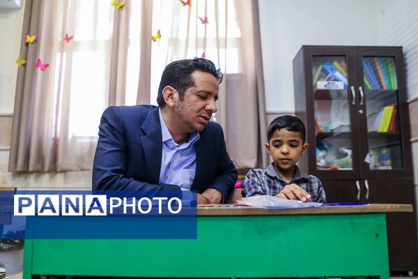 بازدید مدیرکل آموزش‌وپرورش کرمان از مجتمع آموزشی «اندیشه هوشمند ارگ»