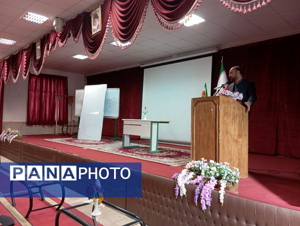 برگزاری جلسه آموزشی دانش‌آموز خبرنگاران پانا در منطقه پردیس