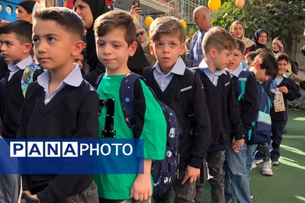 جشن آغاز سال تحصیلی در ناحیه 2 شهرری 