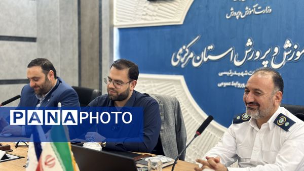 نشست صمیمانه قائم‌مقام سازمان دانش‌آموزی کشور با نمایندگان دانش‌آموزان پیشتاز وخبرنگاران‌پانای استان مرکزی