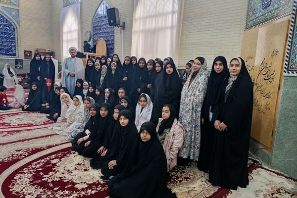 عطر حضور و خلوت با خدا در مسجد امام حسین شهر سورشجان